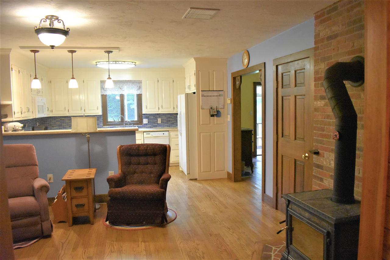 137 Fisher Road Deering, NH 03244 - Photo 5 of 40