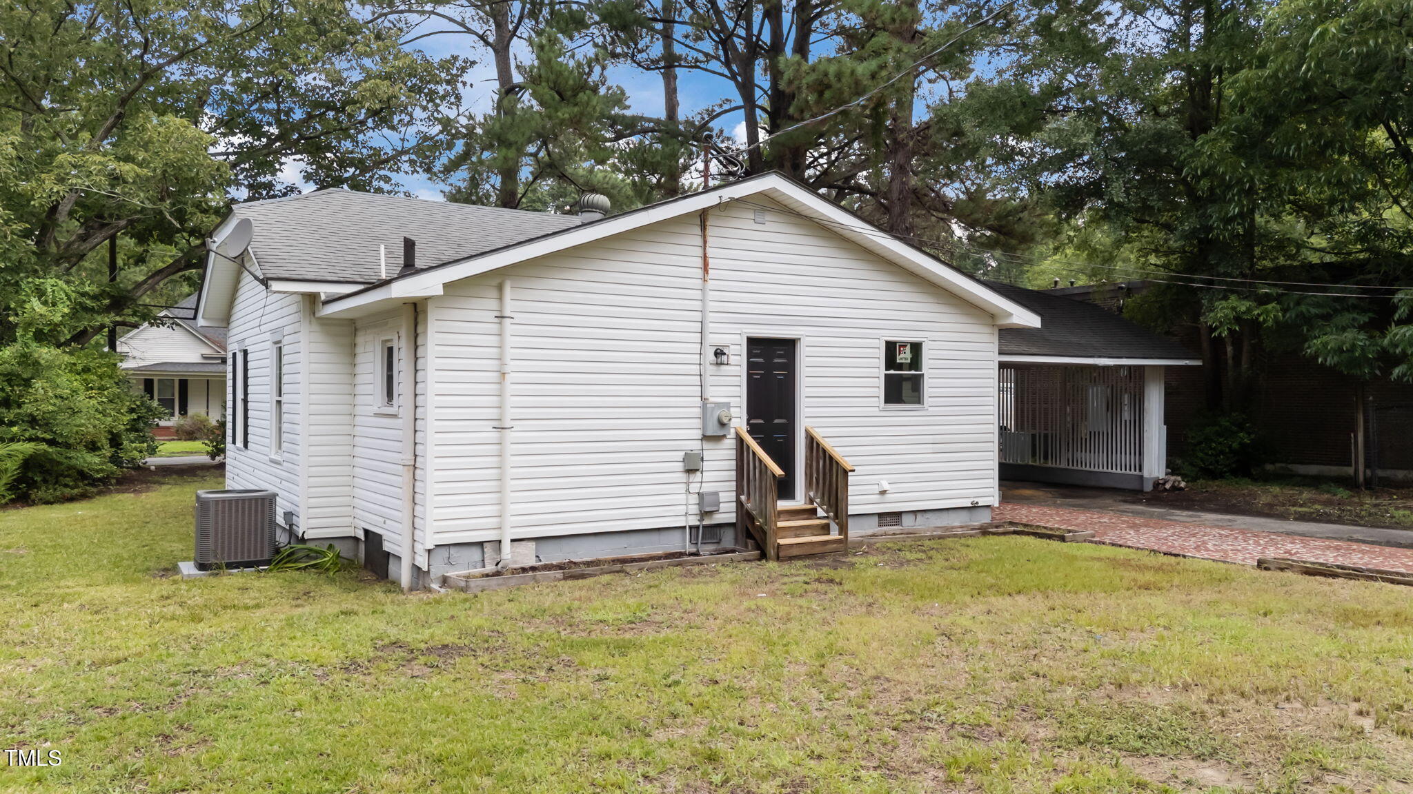 316 South Maple Avenue Kenly, NC 27542 - Photo 34 of 45 19-web-or-mls-DJI_20250711100546_0860_D