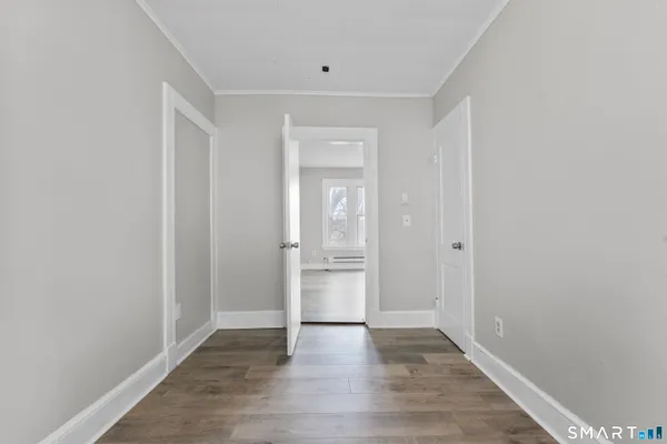 a view of empty room with window