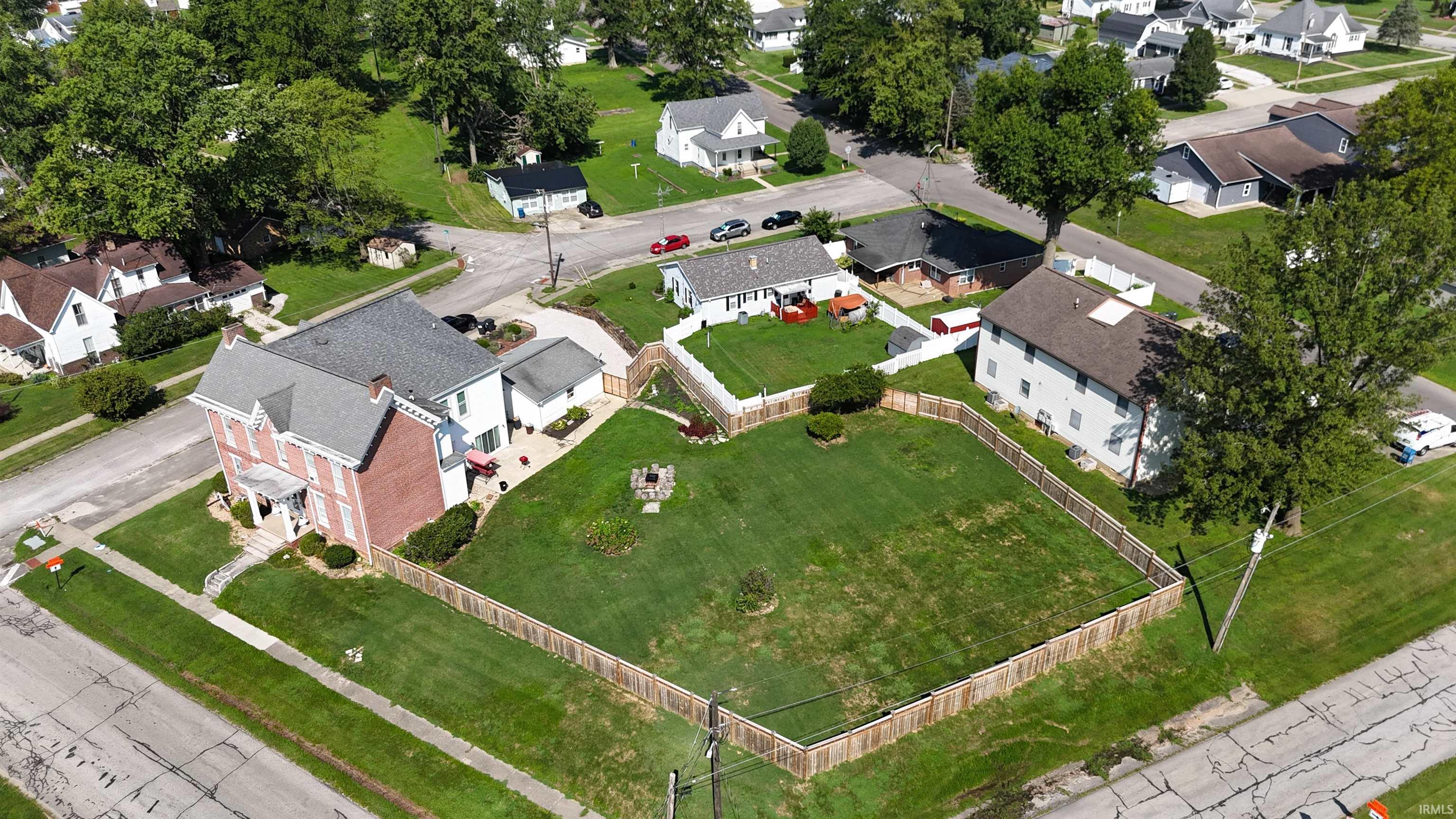 501 East Main Street Loogootee, IN 47553 - Photo 2 of 36