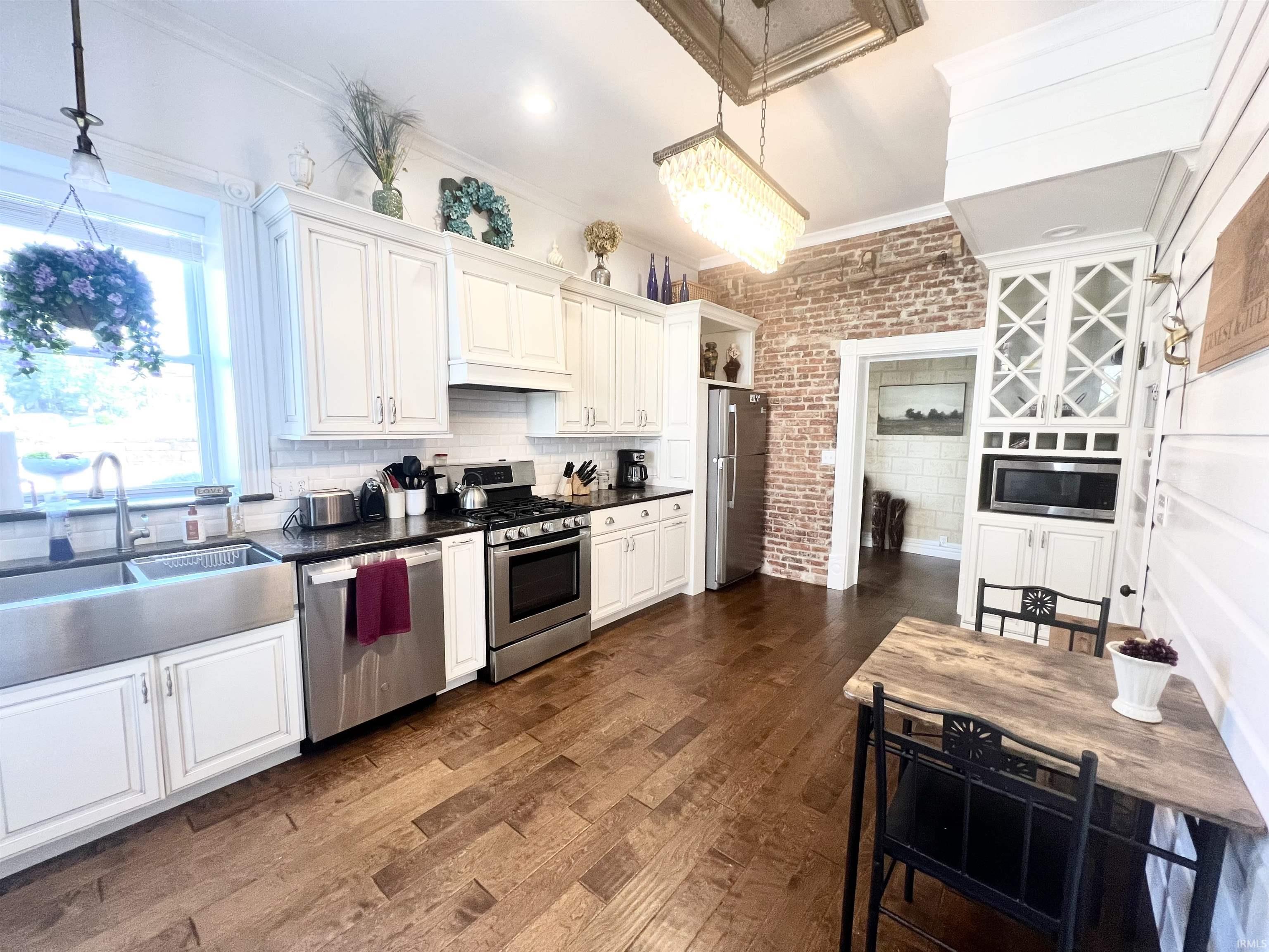 501 East Main Street Loogootee, IN 47553 - Photo 5 of 36