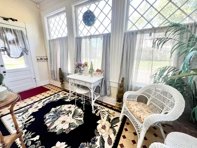 $369,000 | 501 East Main Street, Loogootee, IN 47553