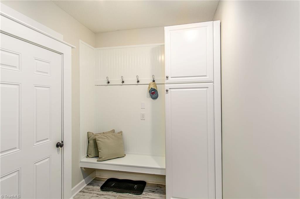 6409 High View Road Greensboro, NC 27410 - Photo 12 of 26 Gallery Image 12