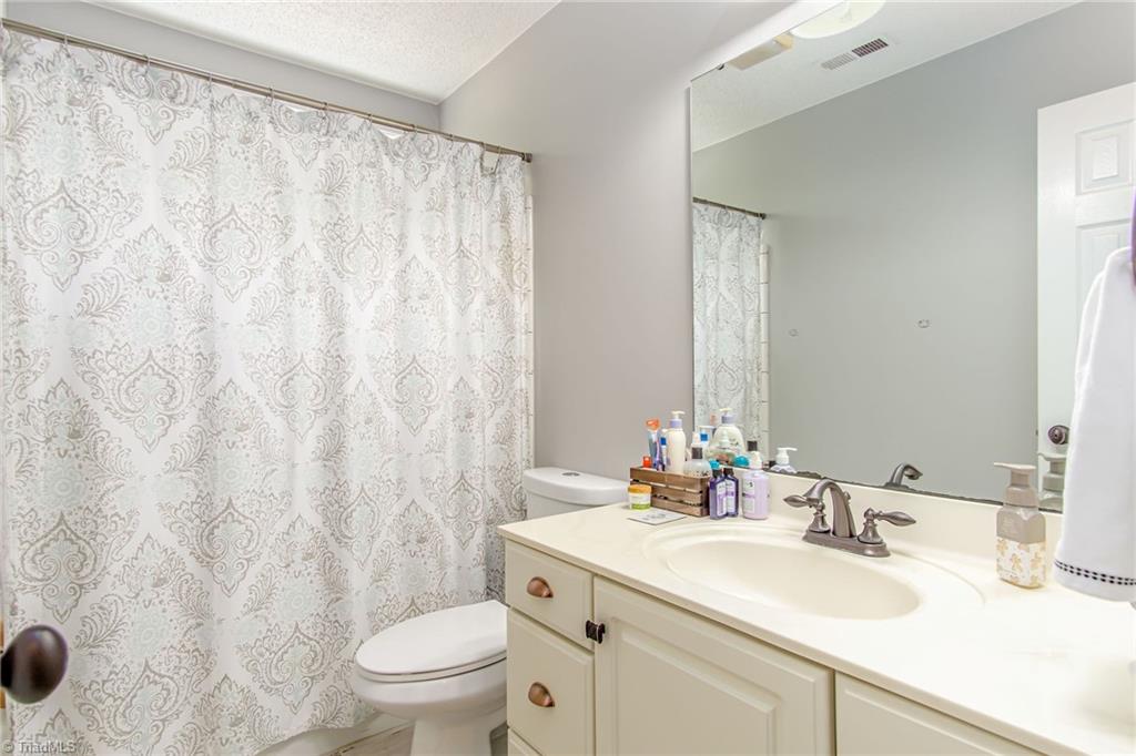 6409 High View Road Greensboro, NC 27410 - Photo 19 of 26 Gallery Image 19