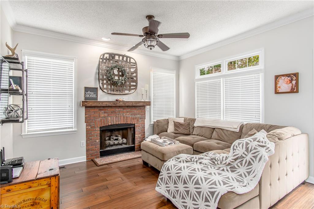 6409 High View Road Greensboro, NC 27410 - Photo 4 of 26 Gallery Image 4