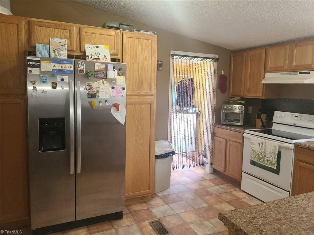 2824 Frank Kilpatrick Road Grifton, NC 28530 - Photo 14 of 48