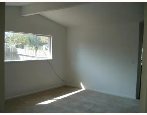 a view of empty room with window