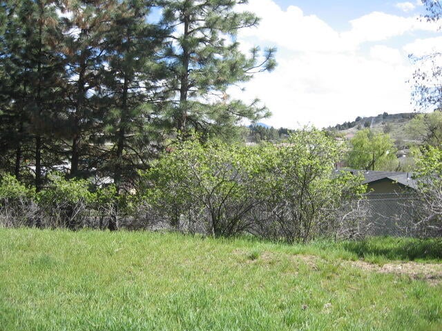 Angle Street, Unit 13 Klamath Falls, OR 97601 - Photo 8 of 22 8