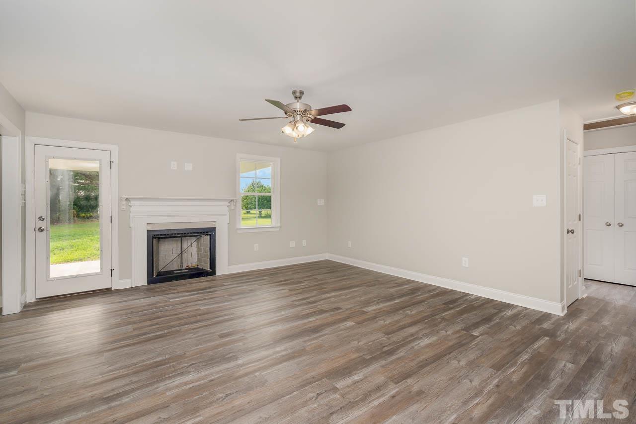 213 Wiggs Road Selma, NC 27576 - Photo 3 of 16 Gallery Image 3
