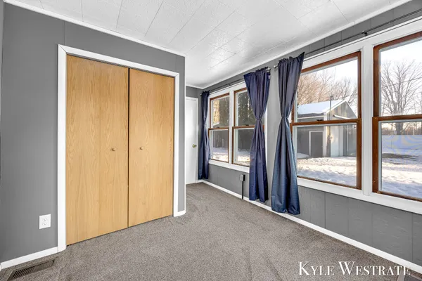 $216,500 | 10298 North 19th Street, Plainwell, MI 49080