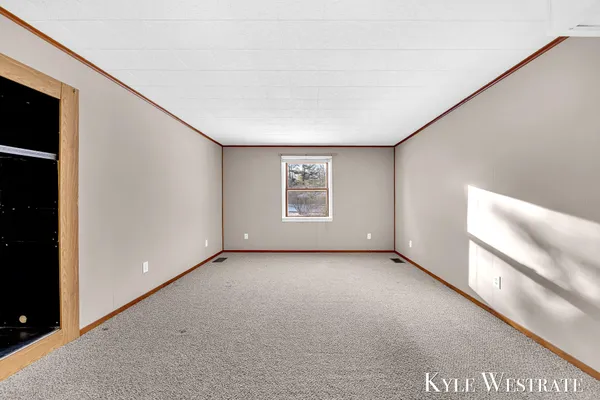 $216,500 | 10298 North 19th Street, Plainwell, MI 49080