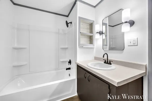 $216,500 | 10298 North 19th Street, Plainwell, MI 49080