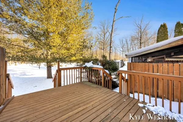 $216,500 | 10298 North 19th Street, Plainwell, MI 49080