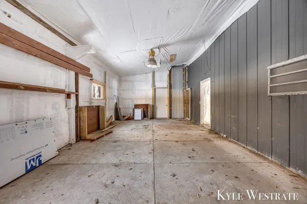 $216,500 | 10298 North 19th Street, Plainwell, MI 49080