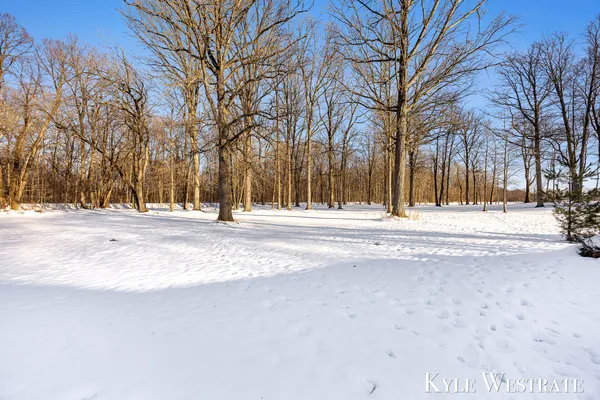 $216,500 | 10298 North 19th Street, Plainwell, MI 49080