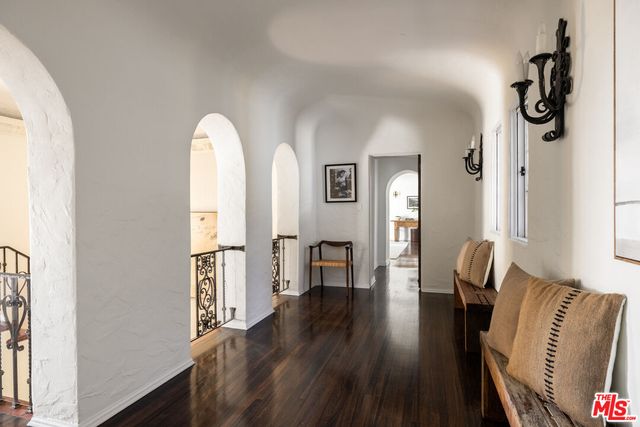 $4,500,000 | 5470 Los Feliz Boulevard, Los Angeles, CA 90027