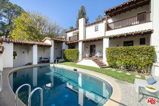 $4,500,000 | 5470 Los Feliz Boulevard, Los Angeles, CA 90027