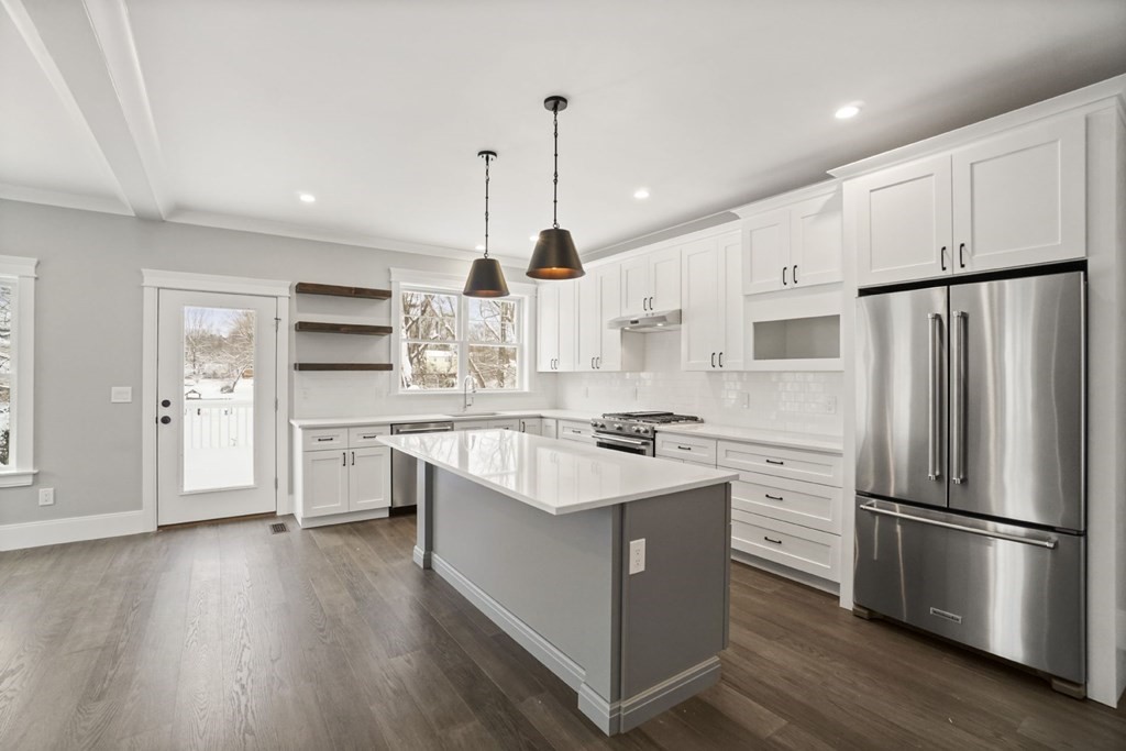 13 Linwood Road, Unit 13 Natick, MA 01760 - Photo 1 of 7 Gallery Image 1
