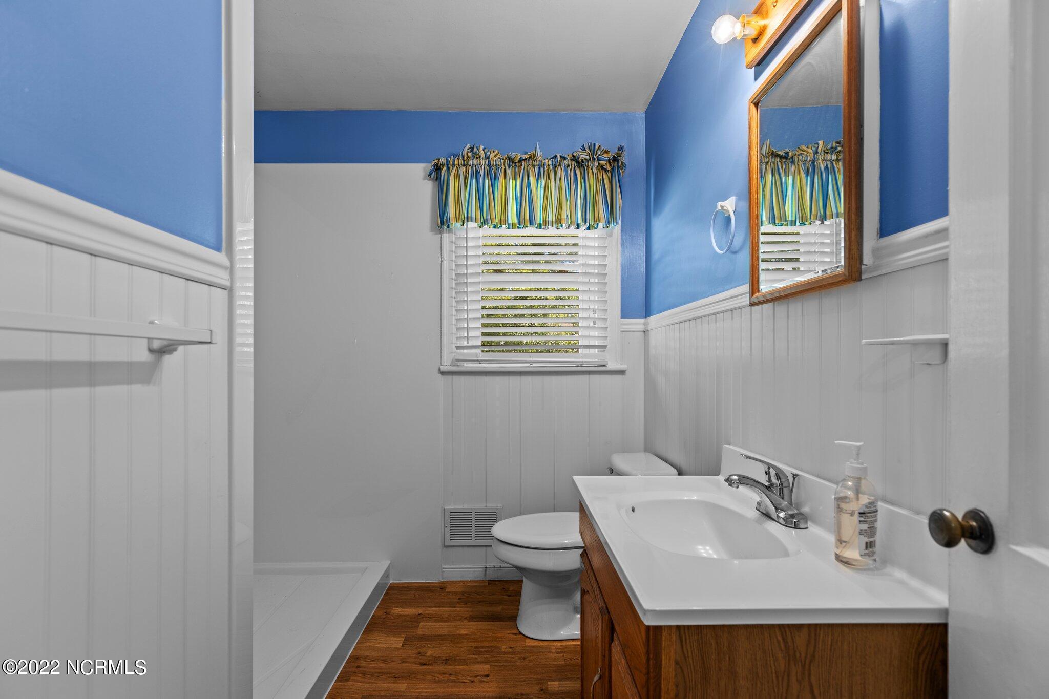 285 Fifth Street Ayden, NC 28513 - Photo 19 of 29 19-web-or-mls-IMGL5066