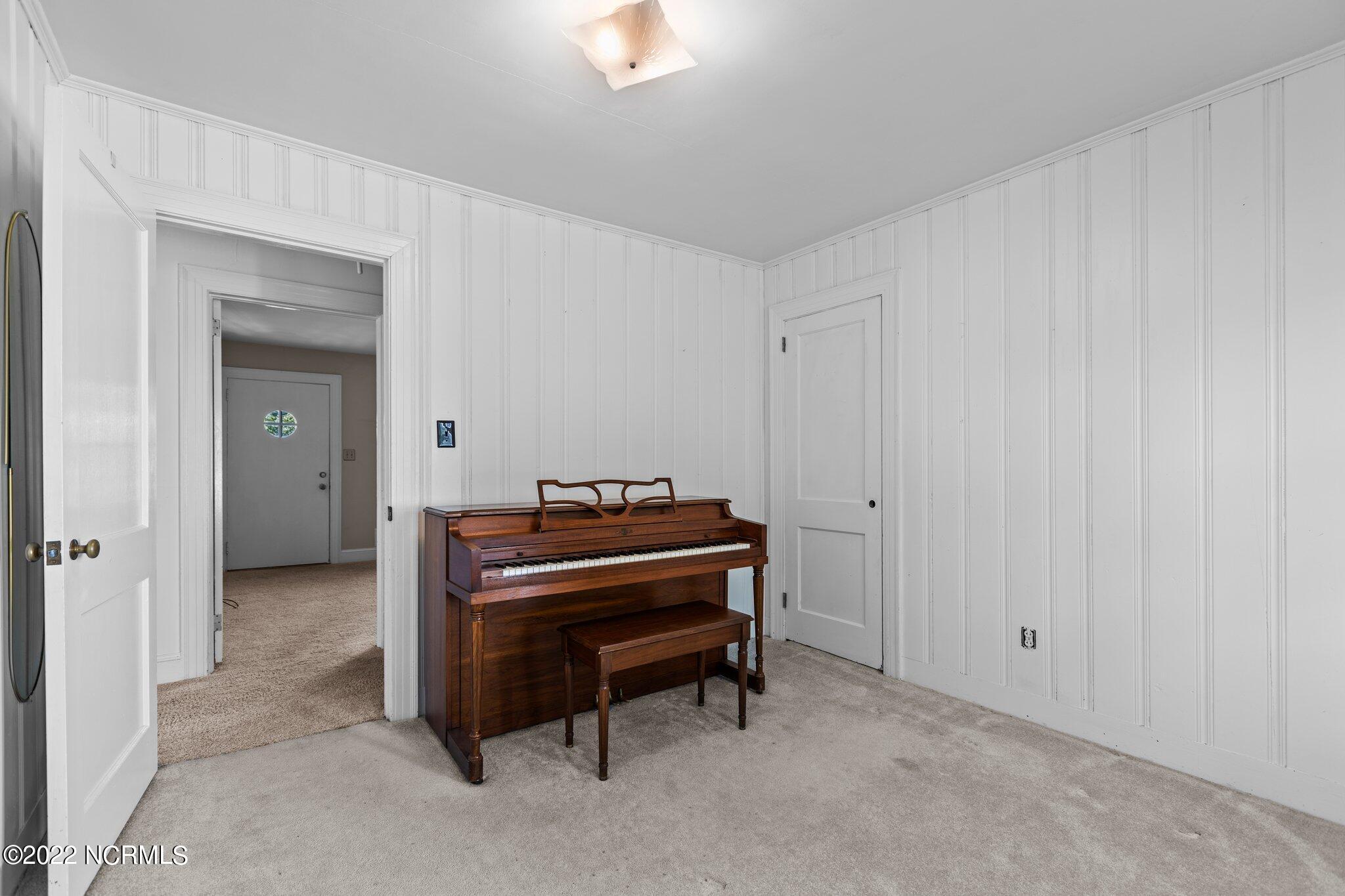 285 Fifth Street Ayden, NC 28513 - Photo 21 of 29 21-web-or-mls-IMGL5072