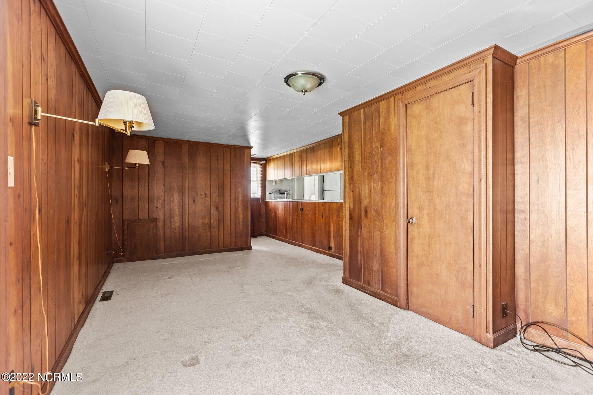 285 Fifth Street Ayden, NC 28513 - Photo 26 of 29 26-web-or-mls-IMGL5090