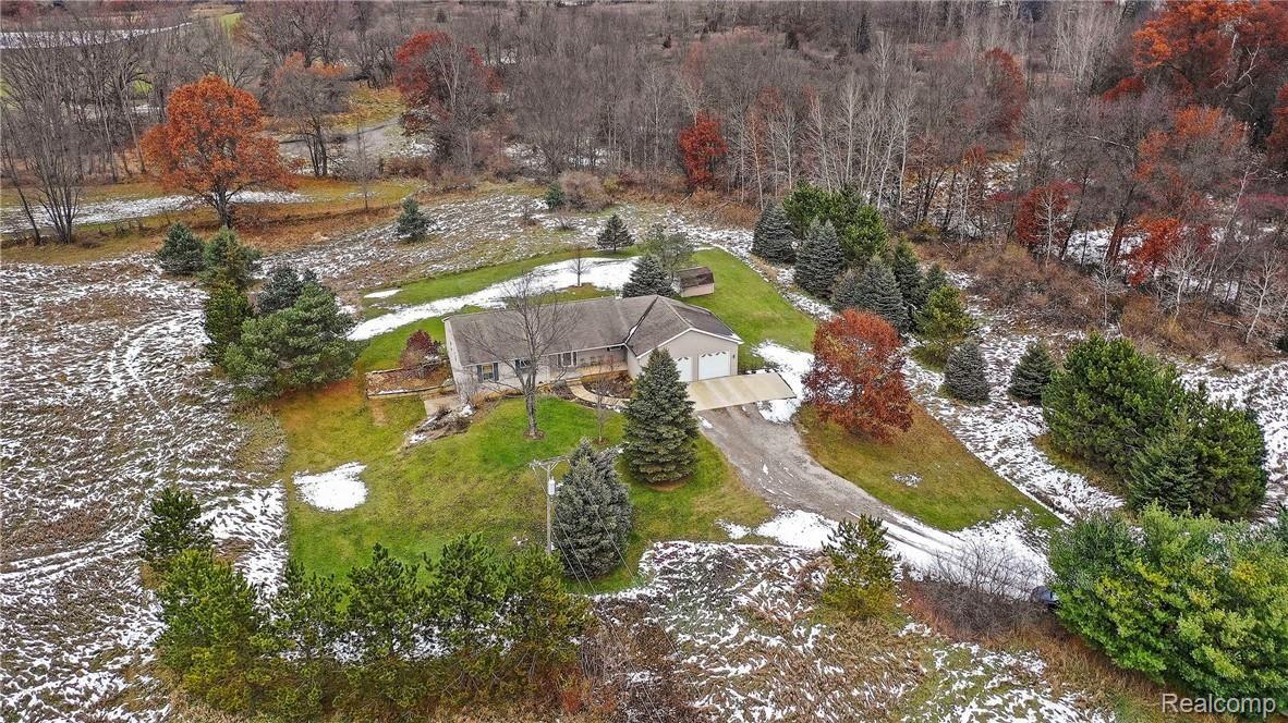 4282 Burgess Road Pinckney, MI 48169 - Photo 31 of 45 DJI_0630.jpg