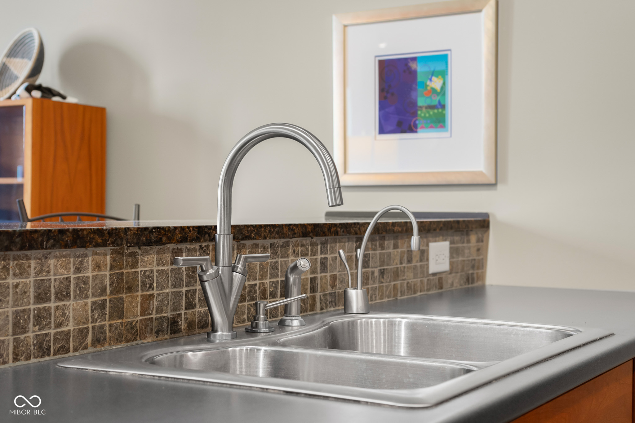 410 6th Street, Unit 202 Columbus, IN 47201 - Photo 16 of 45