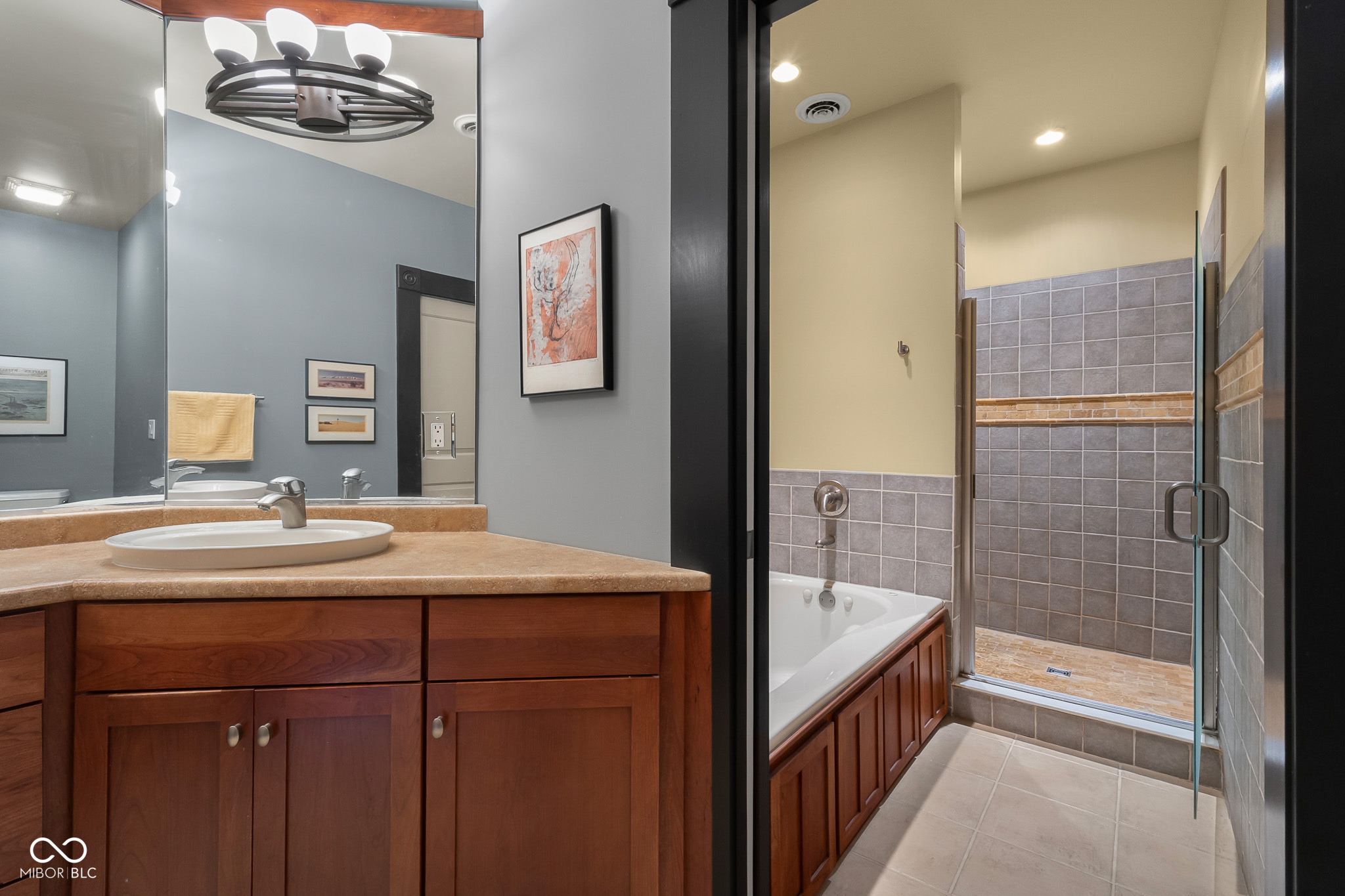 410 6th Street, Unit 202 Columbus, IN 47201 - Photo 32 of 45