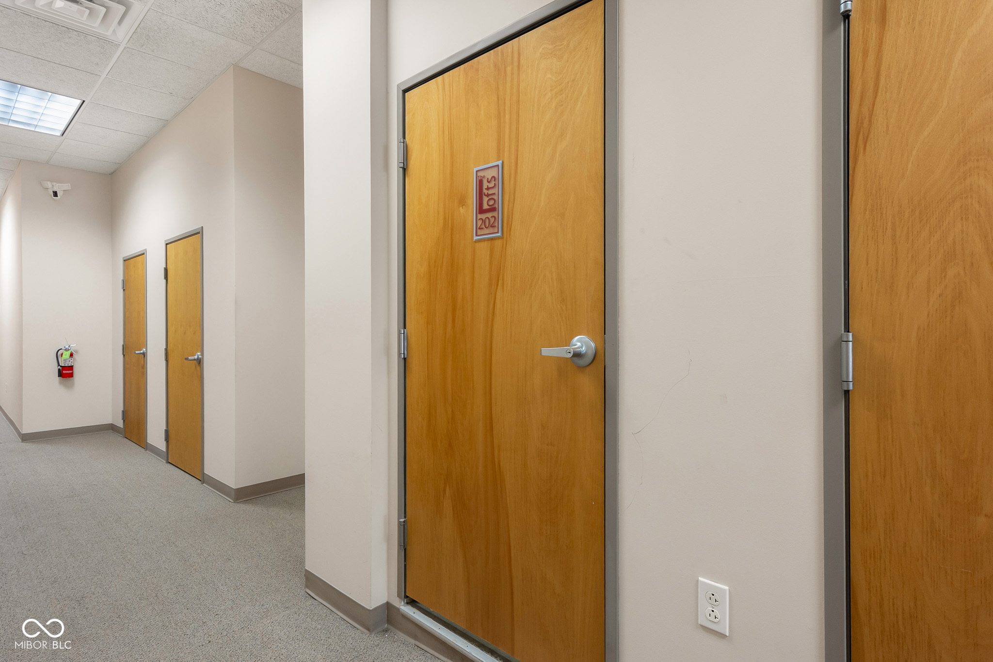 410 6th Street, Unit 202 Columbus, IN 47201 - Photo 39 of 45