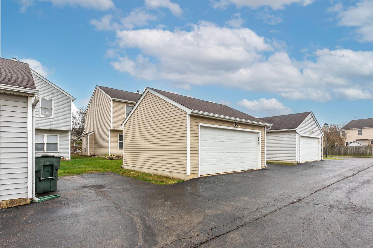379 Rights Way Galloway, OH 43119 - Photo 12 of 32 379 Rights Way -12 - Copy