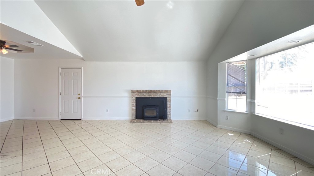 17063 Anaconda Road Madera, CA 93636 - Photo 9 of 31