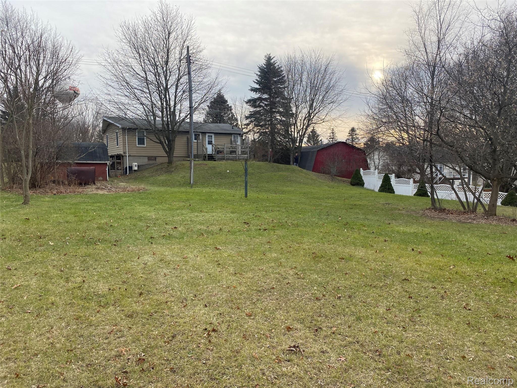 4096 Blood Road Metamora, MI 48455 - Photo 8 of 39 IMG_0645.jpg