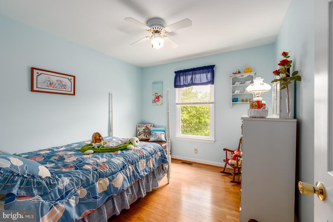 191 Choptank Road Stafford, VA 22556 - Photo 16 of 48 BEDROOM 2 / FAN