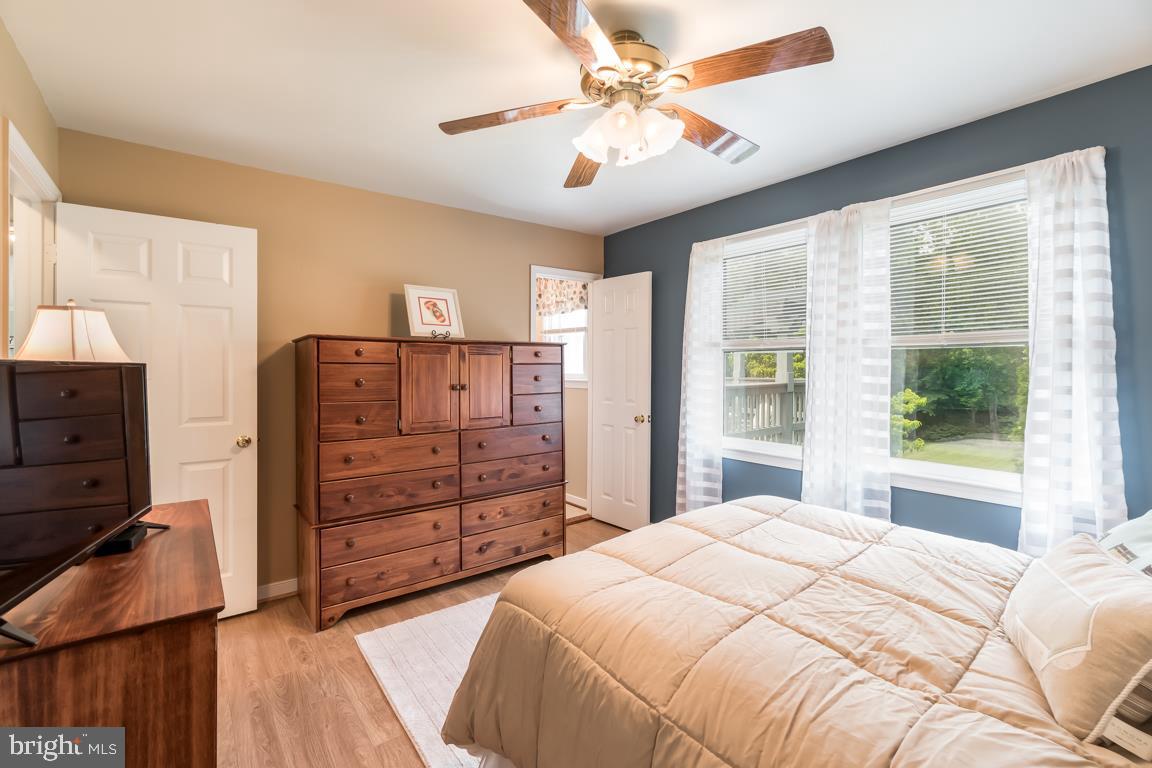 191 Choptank Road Stafford, VA 22556 - Photo 18 of 48 CEILING FAN