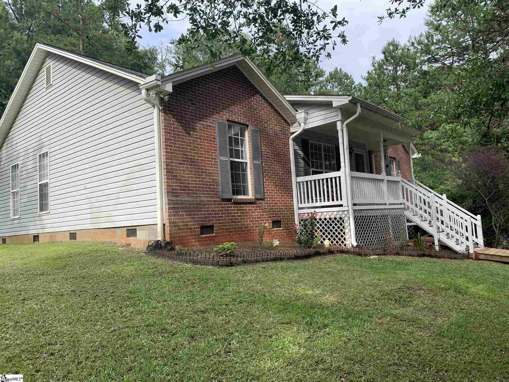 445 South Alexander Road Seneca, SC 29678 - Photo 2 of 23 Gallery Image 2