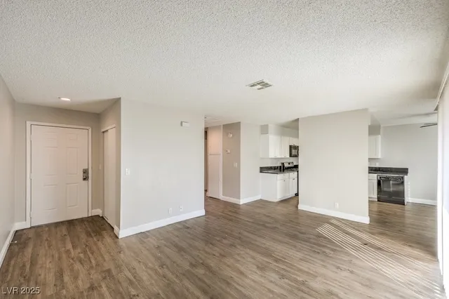 $950 | Undisclosed Address, Las Vegas, NV 89156
