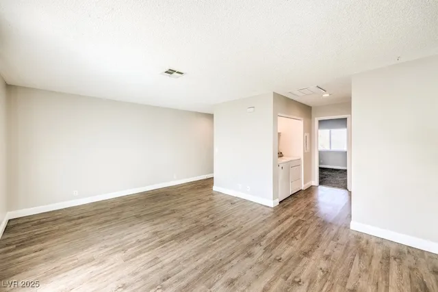 $950 | Undisclosed Address, Las Vegas, NV 89156
