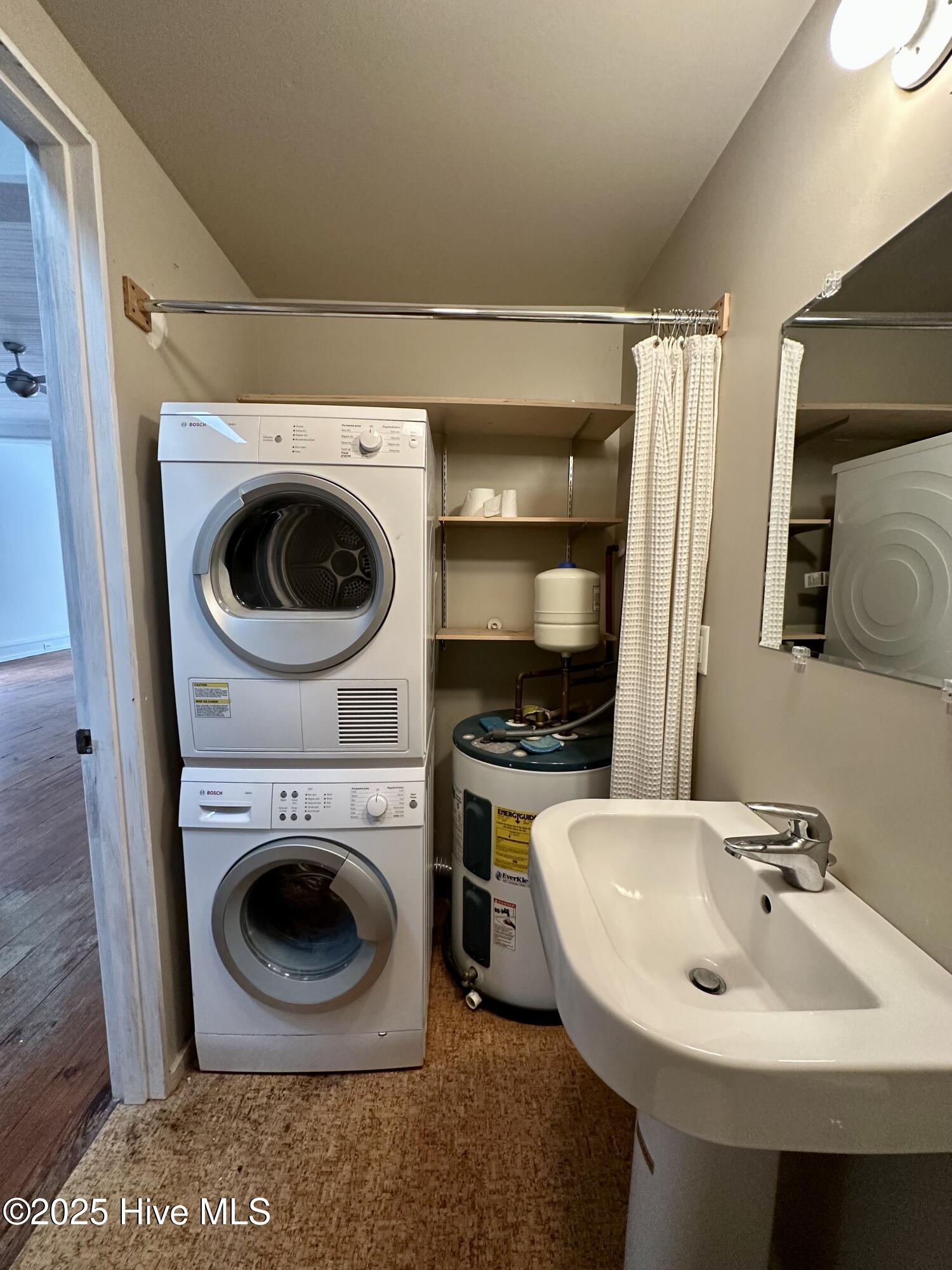 103 South Main Street Bath, NC 27808 - Photo 8 of 15 Laundry