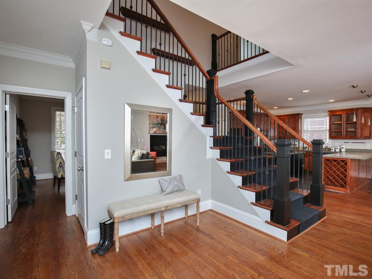 518 Cleveland Street Raleigh, NC 27605 - Photo 11 of 25
