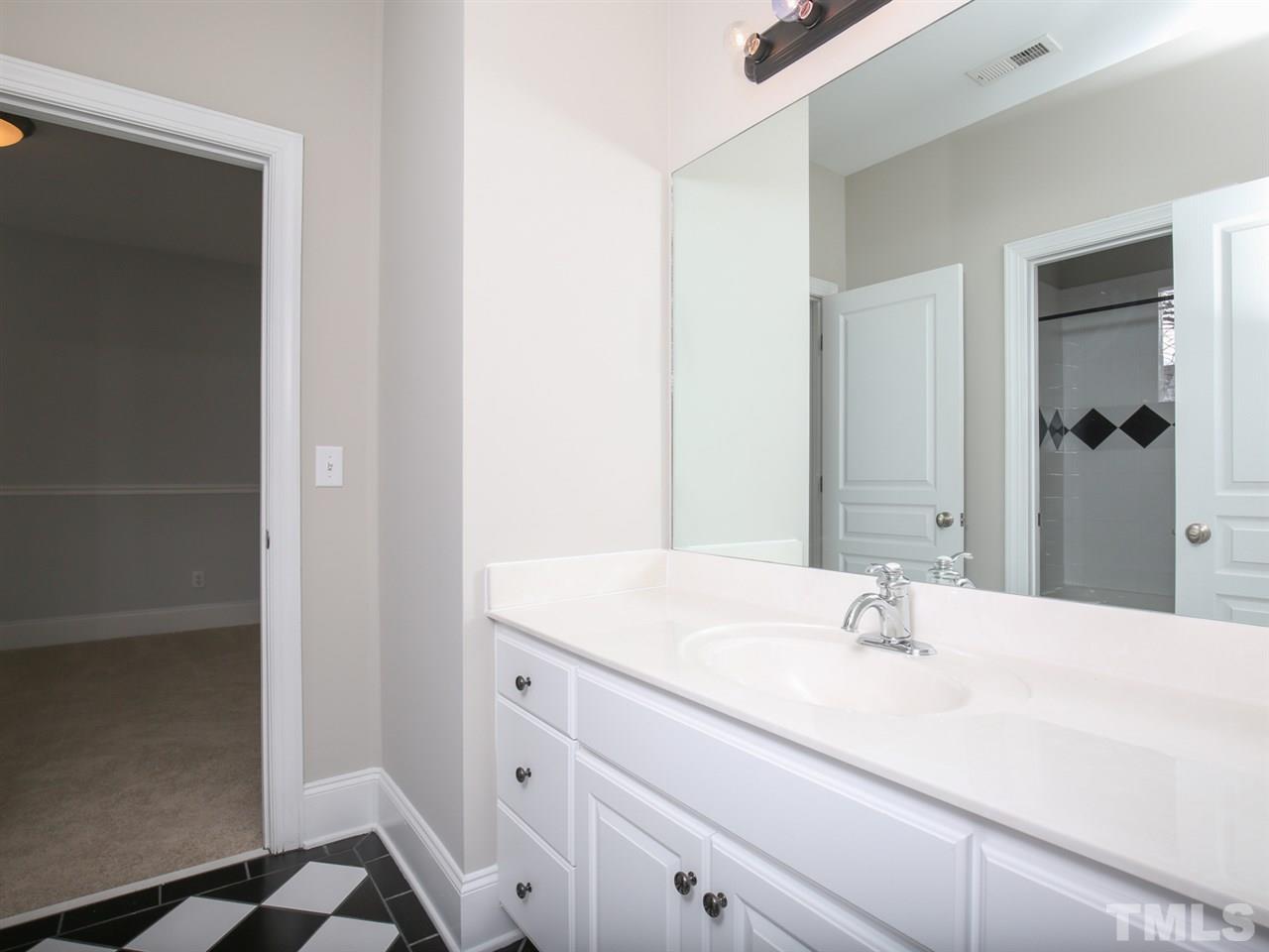 518 Cleveland Street Raleigh, NC 27605 - Photo 19 of 25
