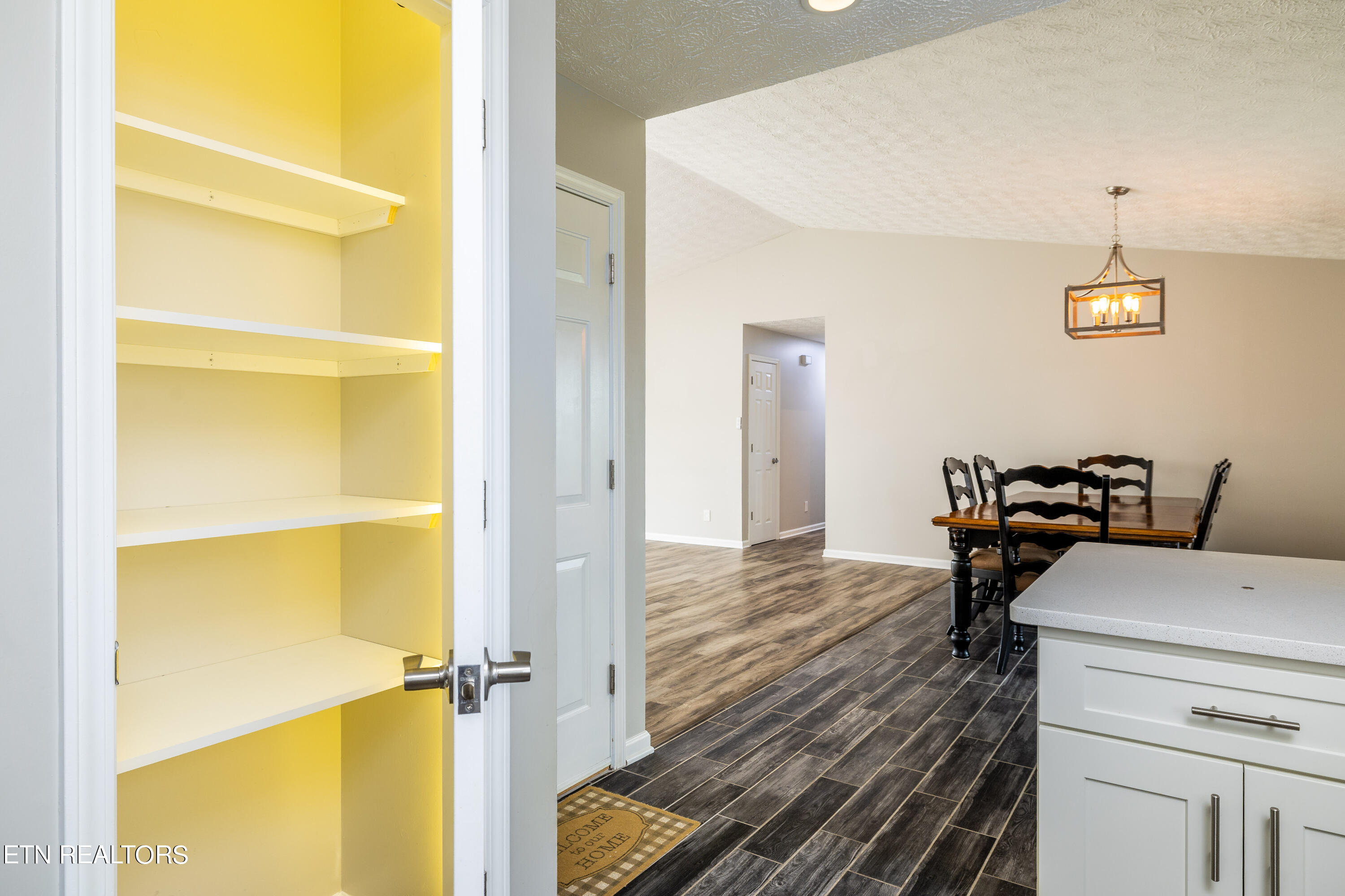 8103 Brickyard Road Powell, TN 37849 - Photo 21 of 45 8113Brickyardrd-115