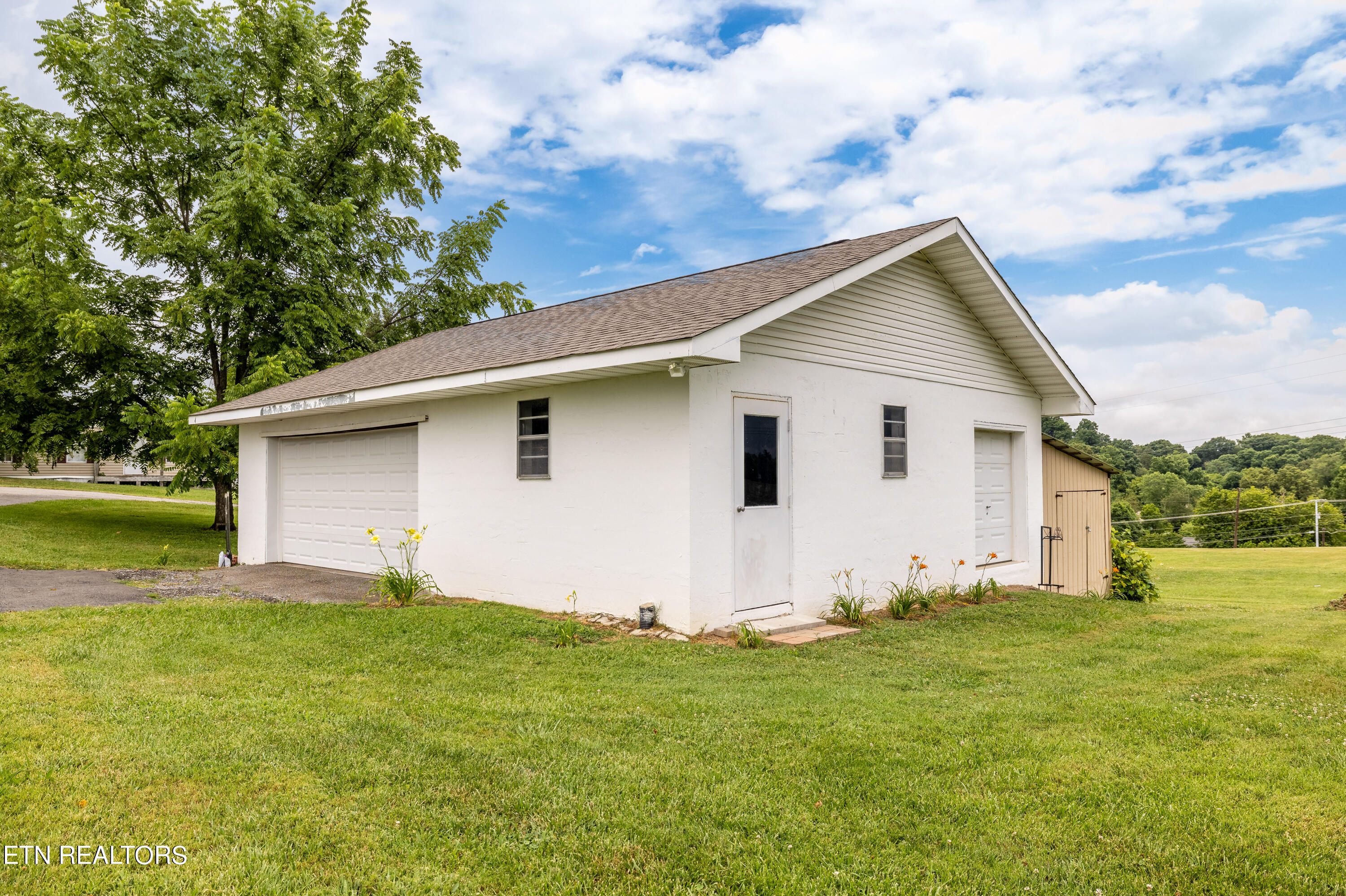 8103 Brickyard Road Powell, TN 37849 - Photo 41 of 45 8113Brickyardrd-100