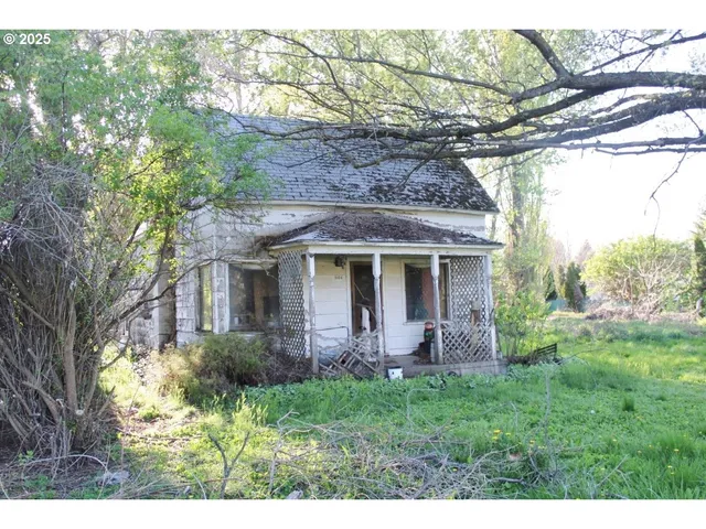 $60,000 | 604 South Broad Street, Weston, OR 97886