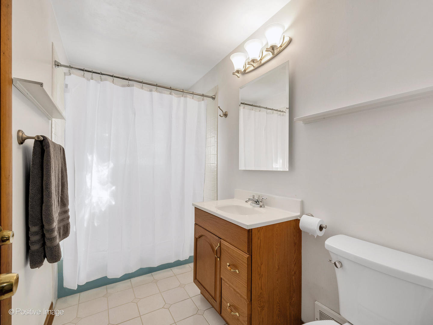 6029 Pershing Avenue Downers Grove, IL 60516 - Photo 12 of 18