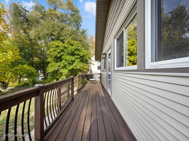 $389,000 | 6029 Pershing Avenue, Downers Grove, IL 60516