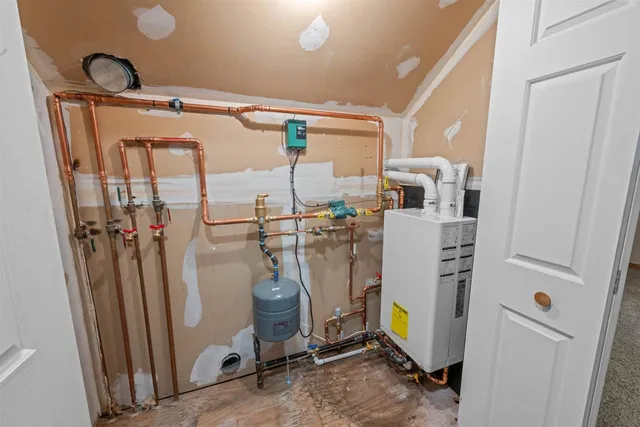 $299,000 | 388 Western Avenue, Unit E1, Henniker, NH 03242