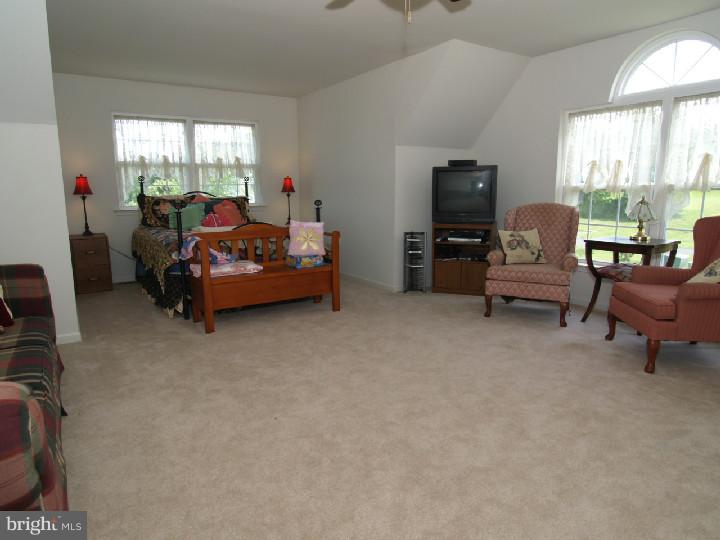 25 Wilt Road Bechtelsville, PA 19505 - Photo 17 of 24 Gallery Image 17