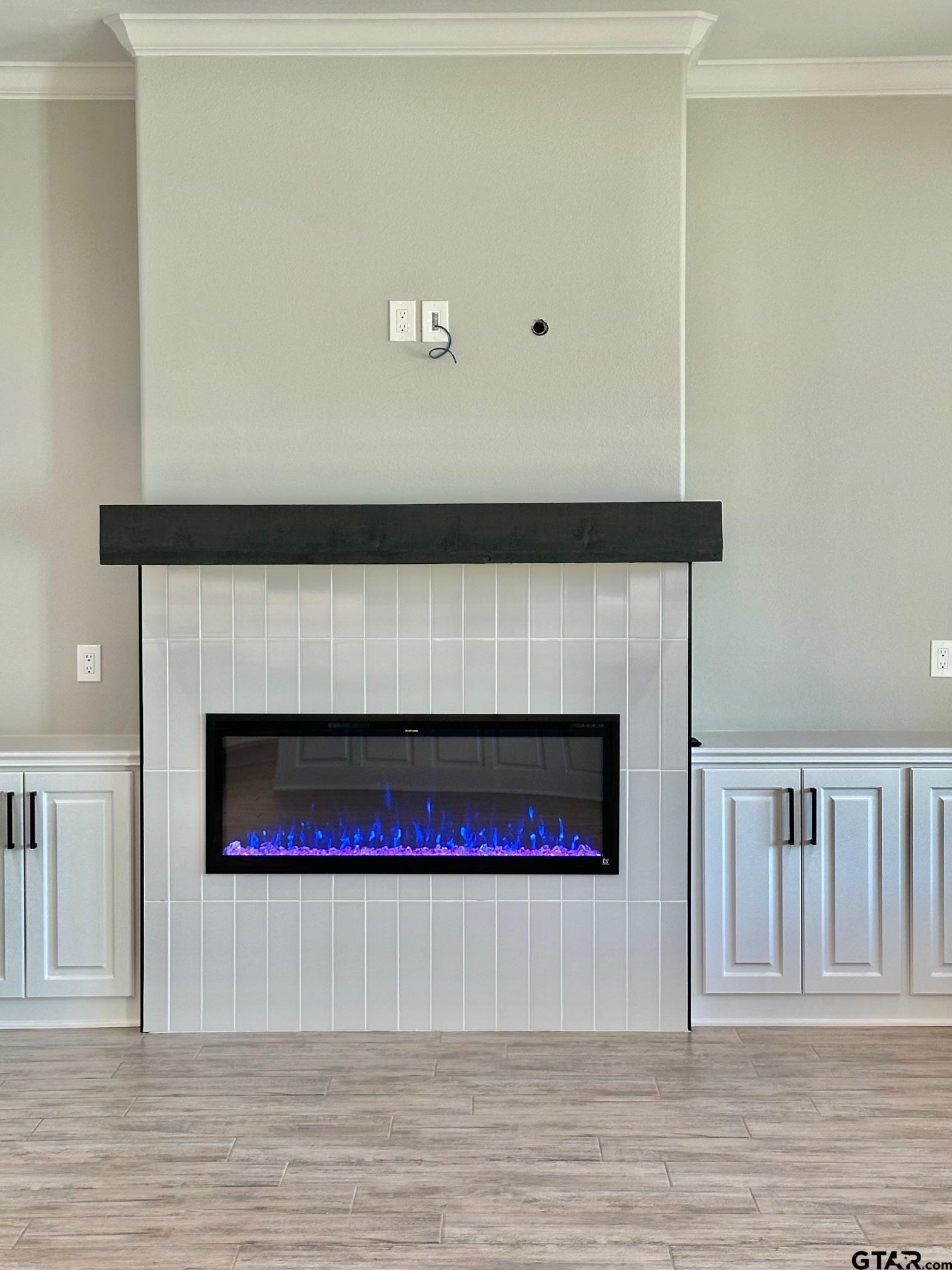 191 Brooks Drive Gladewater, TX 75647 - Photo 9 of 45 a view of livingroom with fireplace