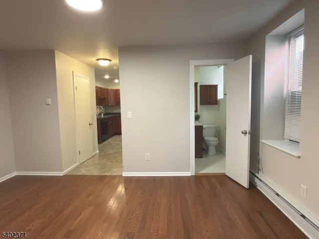 $2,200 | 39 Glenridge Avenue, Unit 5, Montclair, NJ 07042