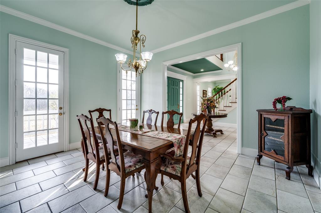 1827 Dr Sanders Road Aubrey, TX 76227 - Photo 13 of 40